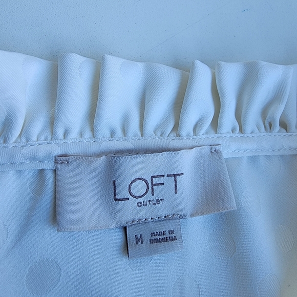 Ann Taylor Polka Dot Long Sleeve Blouse Satin Dots Ivory Off White Ruffle Neck M - Picture 9 of 11